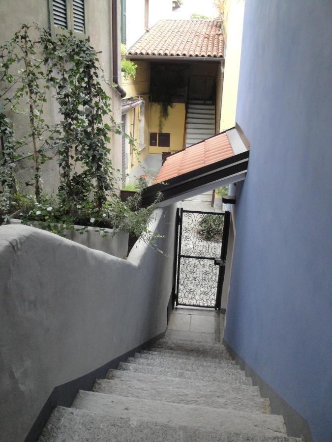 Willa Casa Le Corti Intra Zewnętrze zdjęcie